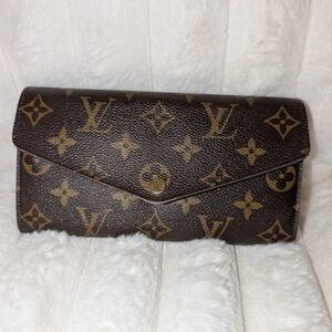 Louis Vuitton Brown Monogram Clutch